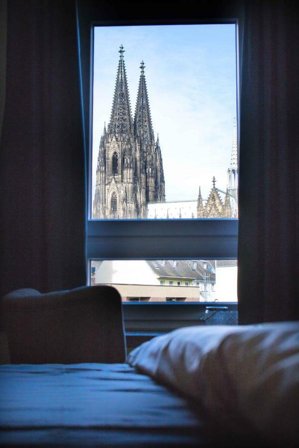 Koncept Hotel Zum Kostbaren Blut Köln Eksteriør bilde